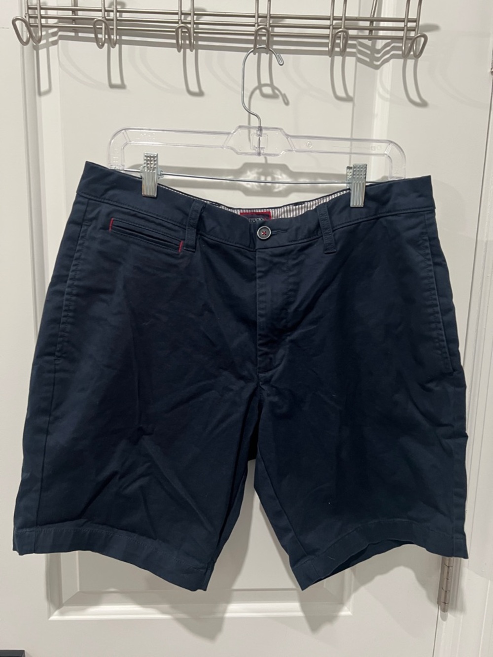 UNTUCKit Men's Navy Flat-Front Shorts‎ Size 34